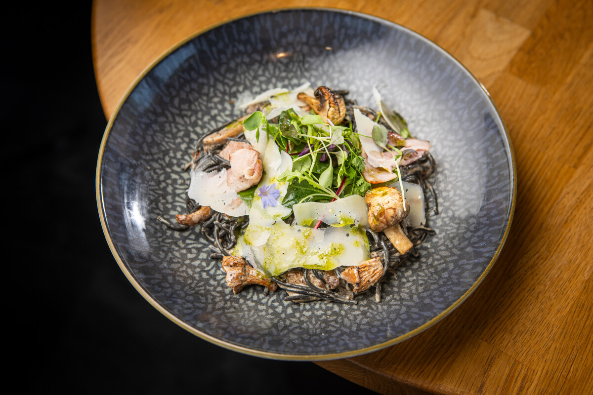 Wild mushroom-bacon Pasta with truffles